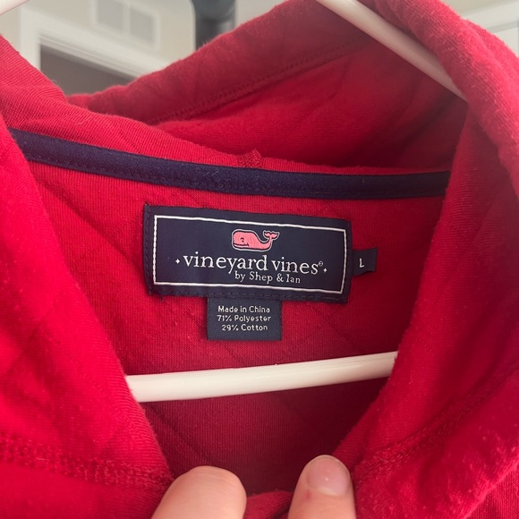 Quilted Long sleeve hoodie. Vineyard vines - Picture 2 of 2